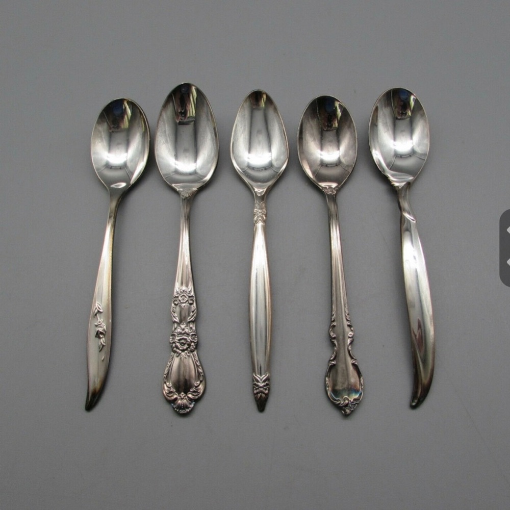 NITB Vintage SET OF FIVE Wishing Spoons
1847 Rogers Bros. Finest Silverplate